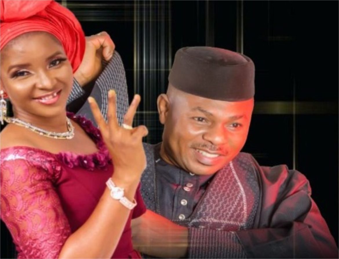 BUKUNMI GBOLASERE, Yinka Ayefele,