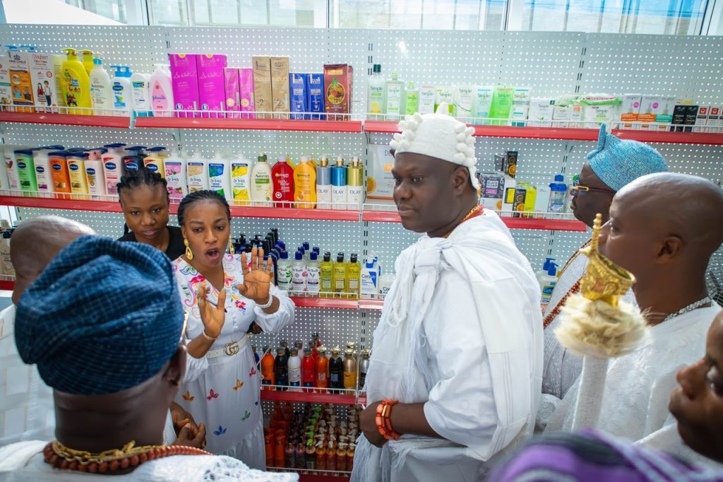 OONI UNVEILS ICONIC SHOPPING MALL, Ojaja More, FOR JOB CREATION - City  People Magazine